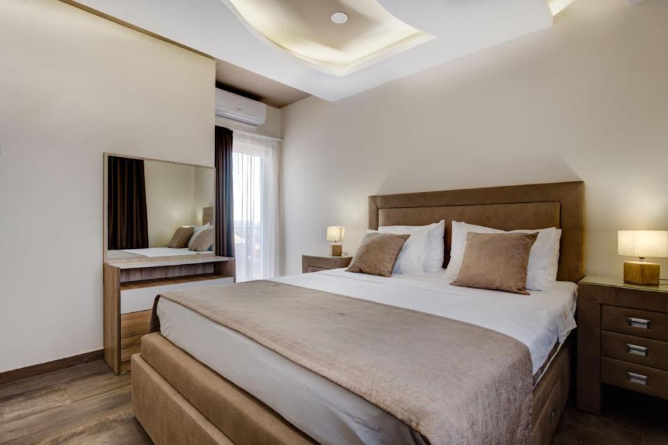 Hotel Zan Ülgün Dış mekan fotoğraf