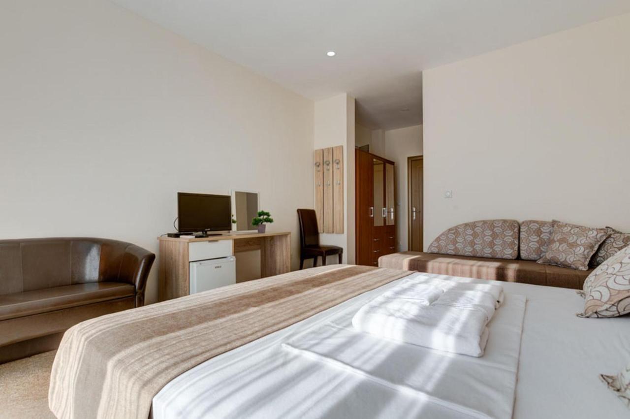 Hotel Zan Ülgün Dış mekan fotoğraf