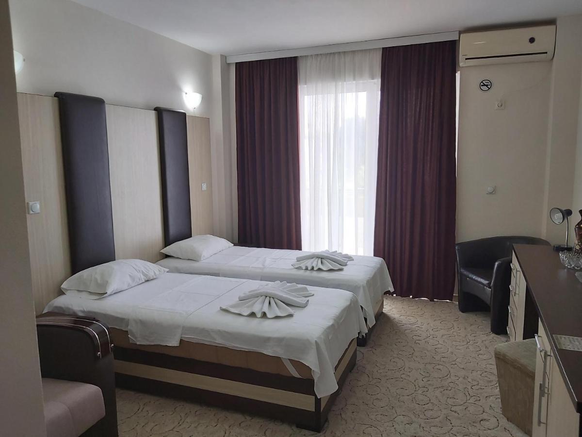 Hotel Zan Ülgün Dış mekan fotoğraf