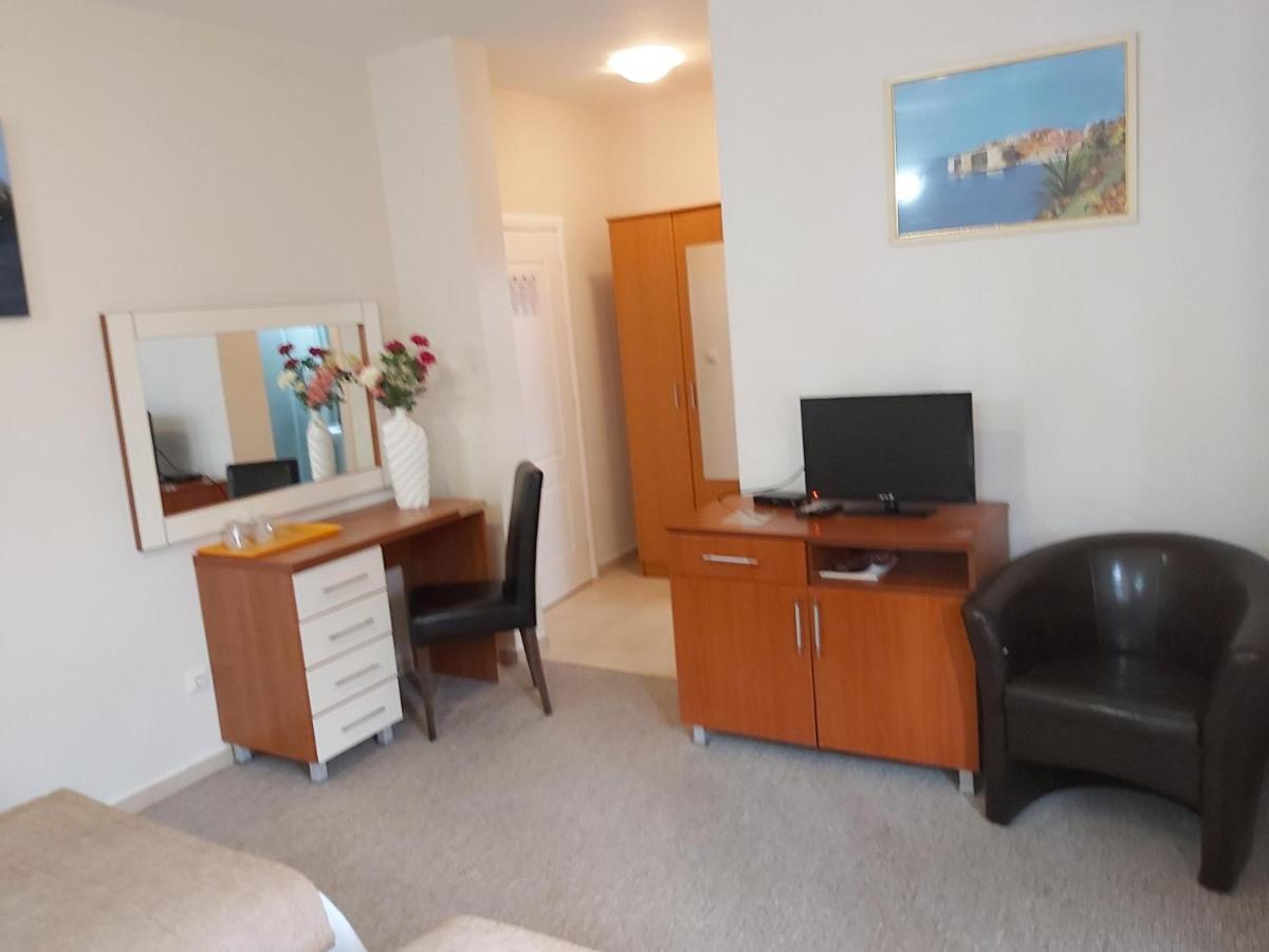 Hotel Zan Ülgün Dış mekan fotoğraf