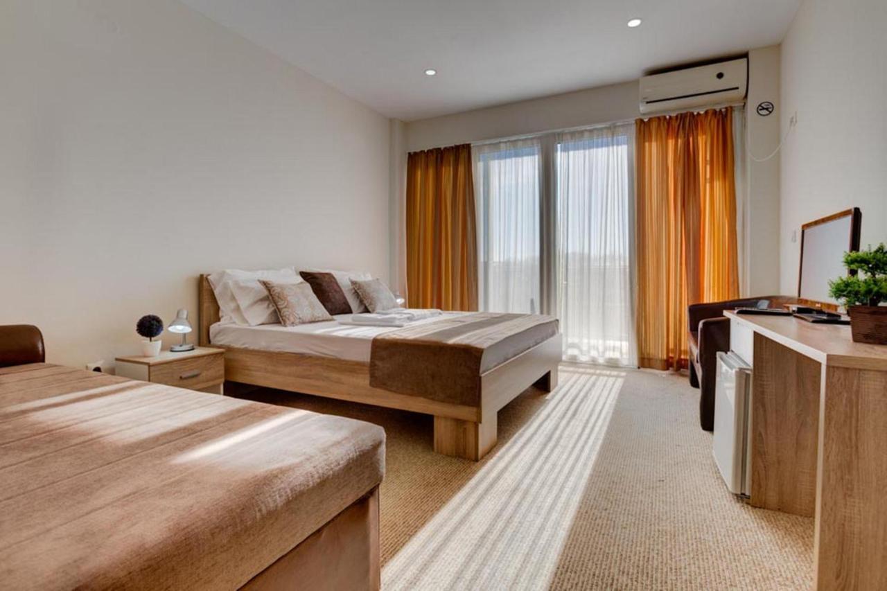 Hotel Zan Ülgün Dış mekan fotoğraf