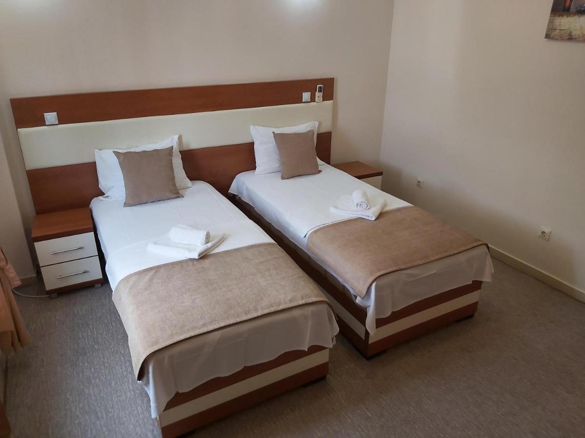 Hotel Zan Ülgün Dış mekan fotoğraf
